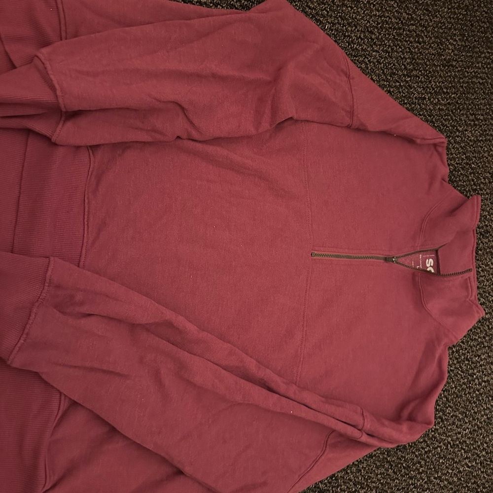 Juniors Burgundy Half-Zip weater